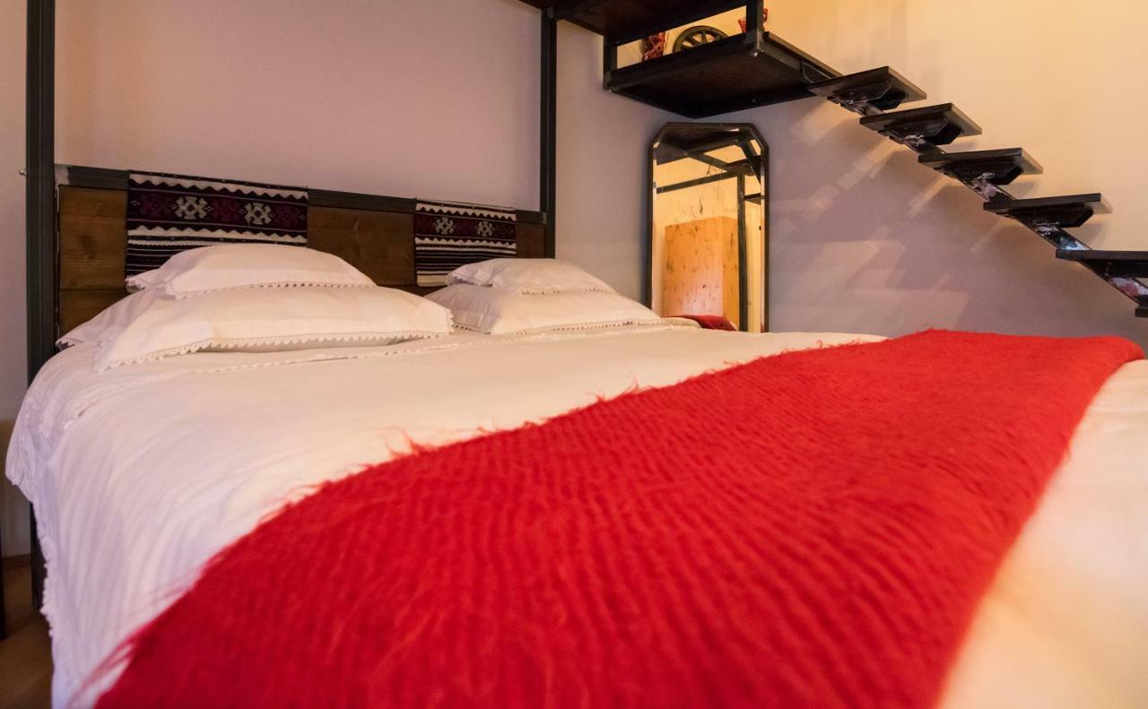 Folkloric Loft - Sibiul Vechi Appartement Buitenkant foto